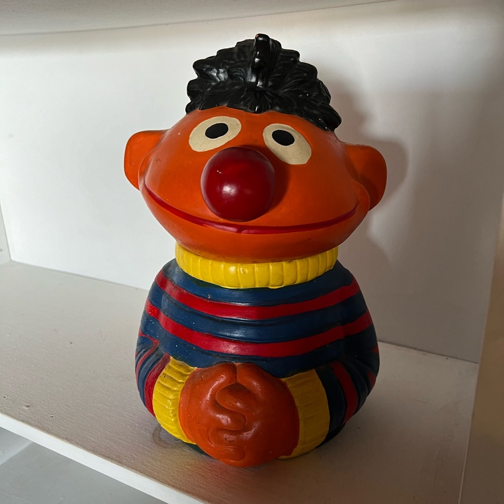 Vintage Ernie cookie jar